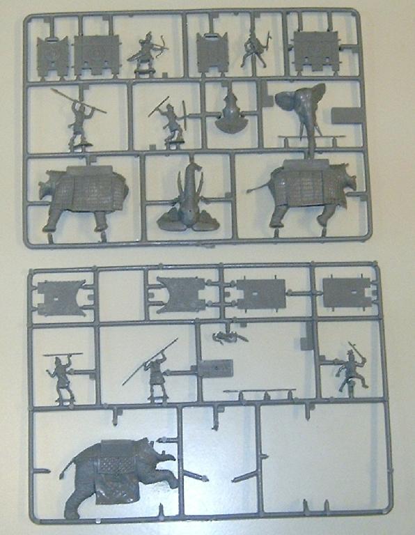 Modelle, die genau im Maßstab 1/72 verkleinert wurden, aus Kunststoff:
- zum Zusammenbau und Bemalen
- bestehend aus 2 Elefanten und 7 Soldaten, unbemalt
- geeignet für Modellbauer ab 10 Jahren
- sie werden für die perspektivische Darstellung, z. B. von historischen Schlachten, verwendet.