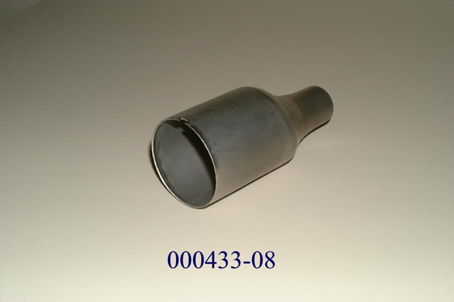 Ein durch Warmumformung hergestelltes, nahtloses Hohlerzeugnis (ca. 125 mm lang) mit einem Durchmesser von ca. 56 mm, welcher an einem Ende eine ca. 50 mm lange, seitlich versetzte, trichterförmige Verjüngung mit einem kleinsten Durchmesser von ca. 25 mm besitzt. 
Es liegt ein Hohlerzeugnis aus nicht rostendem Stahl, mit einem äußeren Durchmesser von weniger als 168,3 mm vor.
Mit einem Gehalt von mehr als 69 GHT an Eisen (Fe), sowie Anteilen an Chrom (Cr), Nickel (Ni), Mangan (Mn), Cobalt (Co) und Molybdän (Mo).
(Abbildung siehe Anlage)