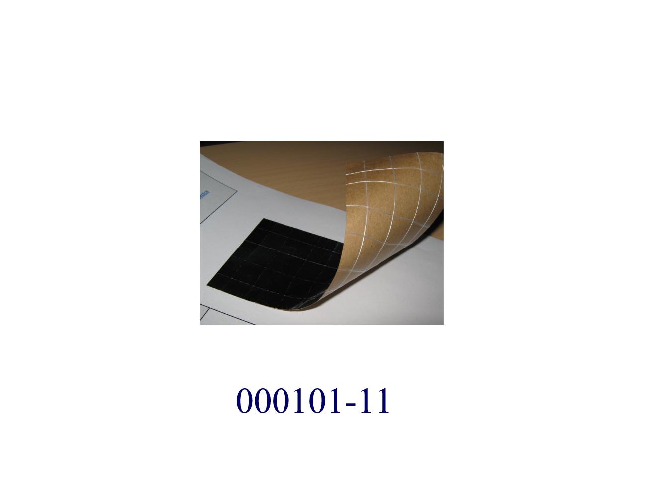 Flächenerzeugnis
- vierlagig, bestehend aus einer Alufolie (Dicke ca. 10 um), Papier, einem Gelege aus Glasfaserrovings und einer Kunststofffolie (Polyethylen – PE-LD),
- mit einer Dicke (ohne Unterlage) von weniger als 0,021mm.