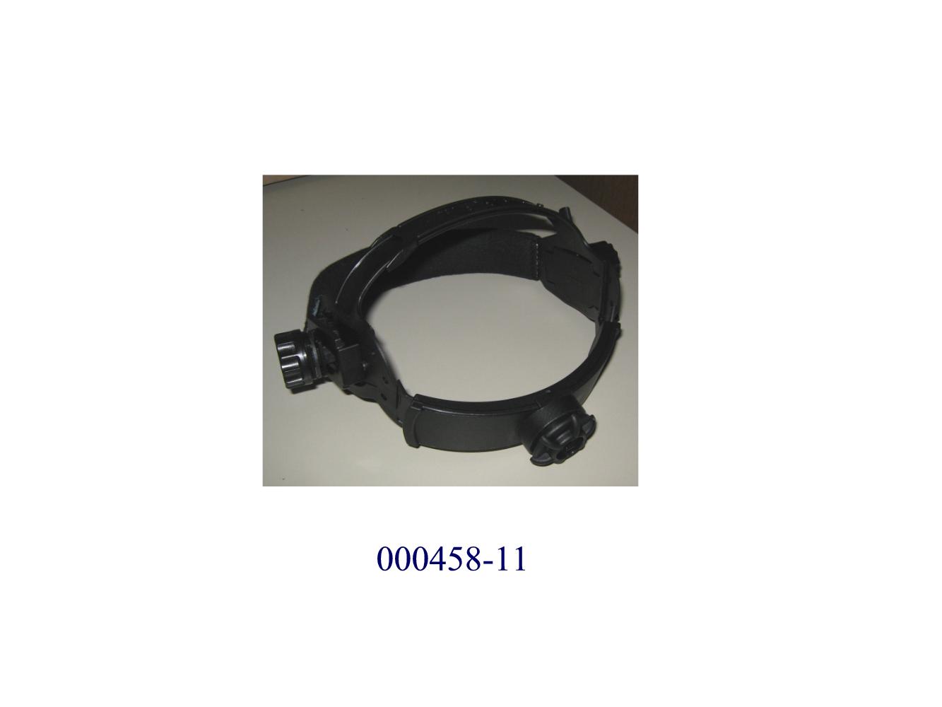 Zusammengesetzte Ware in Form eines Kopfbandes aus Kunststoff
- bestehend aus einem ringförmigen Kunststoffband mit einer Breite von ca. 3,5cm,
- versehen mit Schraubvorrichtungen aus Kunststoff, um eine Größeneinstellung vornehmen zu können,
- ein Teil des Bandes ist mit einem gerauten, abnehmbaren Spinnstoff umwickelt.
Das Kopfband stellt ein Ersatzteil für einen Schweißhelm dar.