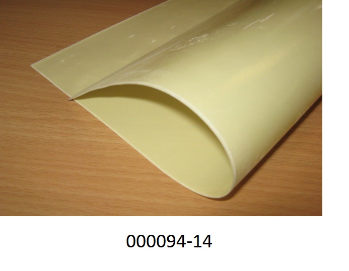 Hellbeigefarbene, glänzende, dünne, biegsame Folie in Form von Platten oder auf Rollen aus mit Glasgewebe verstärktem, bromierten Epoxidharz, nicht selbstklebend, kein Zellkunststoff; keine Ware der Position TARIC 3921 9055 30, da die in dieser Position geforderten Werte für die Glasübergangstemperatur von mehr als 170° C (gem. IPC-TM 650.2.4.25) und dem Harzfluss von nicht mehr als 3,6 (gem. IPC-TM 650.2.3.17.2) mm nicht nachgewiesen werden konnten.