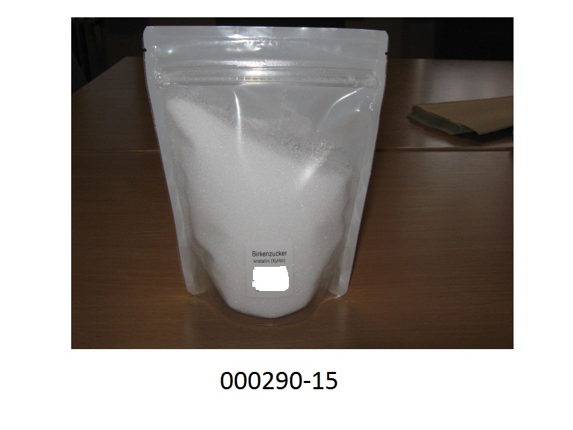 Isolierte chemische einheitliche organische Verbindung, anderere acyclischer, mehrwertiger Alkohol (Xylitol) in Form eines weißen, kristallinen Pulvers; aufgemacht in verschiedenen Packungsgrößen.