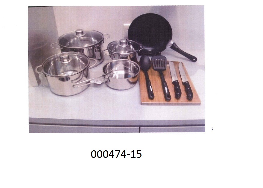 Zusammenstellung von Waren, bestehend aus einer Saucenpfanne, drei Töpfen aus Edelstahl, einer Pfanne aus Aluminium, einem Brot- und Schneidemesser, einem Pfannenwender und Kochlöffel aus Kunststoff, einem Topfuntersetzter aus Kunststoff und einem Schneidbrett aus Bambus, in einer Umschließung für den Endverbraucher. Stellt keine Warenzusammenstellung im Sinne der AV 3b dar, daher getrennte Einreihung.
Brotmesser, Schneidemesser:
- mit Klingen aus Edelstahl (2cr blade, pp handle, 20cm),
- mit Griffen aus Kunststoff (Polypropylene)
(Abbildung siehe Anlage, Materialangaben laut Antragsteller)

Für die anderen Teile der Zusammenstellung, welche nicht Gegenstand dieses Bescheides sind, wurden folgende VZTA´s ausgestellt :
Saucenpfanne, Töpfe aus Edelstahl : 		VZTA Nr. AT/2015/000280
Pfanne aus Aluminium : 					VZTA Nr. AT/2015/000473
Schneidebrett aus Bambus : 				VZTA Nr. AT/2015/000476
Pfannenwender, Kochlöffel, Topfuntersetzer :	VZTA Nr. AT/2015/000475