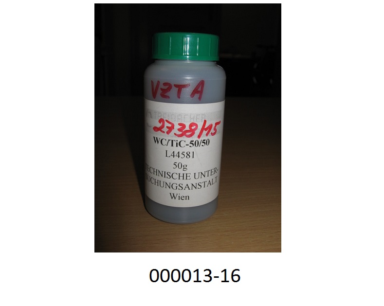 Chemisch nicht einheitliches Carbid in Form eines grauen, feinen Pulvers, bestehend aus Kohlenstoff und mehr als einem Metallelement, sog. (Ti, W)C (lt. Angaben des Antragstellers).