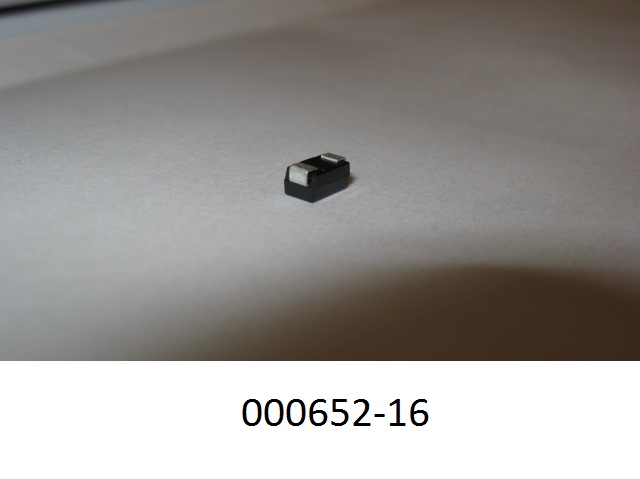 Diode (Fast Recovery Rectifier Diode), in einem SMD-SMA-Gehäuse aus Kunststoff (Abmessungen: LxBxH ca. 4,5 mm x 2,5 mm x 2 mm) mit zwei Anschlüssen. Der Bauteil ist für eine Sperrspannung von 600V und einen Durchlassstrom von 1.00A ausgelegt.
(Angaben laut Antragsteller)
(Abbildung siehe Anhang)