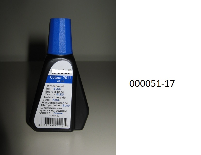 Andere Tinte, in Form einer dunkelblauen, leicht viskosen, in Wasser blauen löslichen, flüssigen Stempelfarbe, im Wesentlichen aus blauen und violetten Farbstoffen in einem nicht flüchtigen, nicht trocknenden Lösungsmittel bestehend; aufgemacht in einem schwarzen Kunststofffläschchen mit blauem Schraubverschluss.