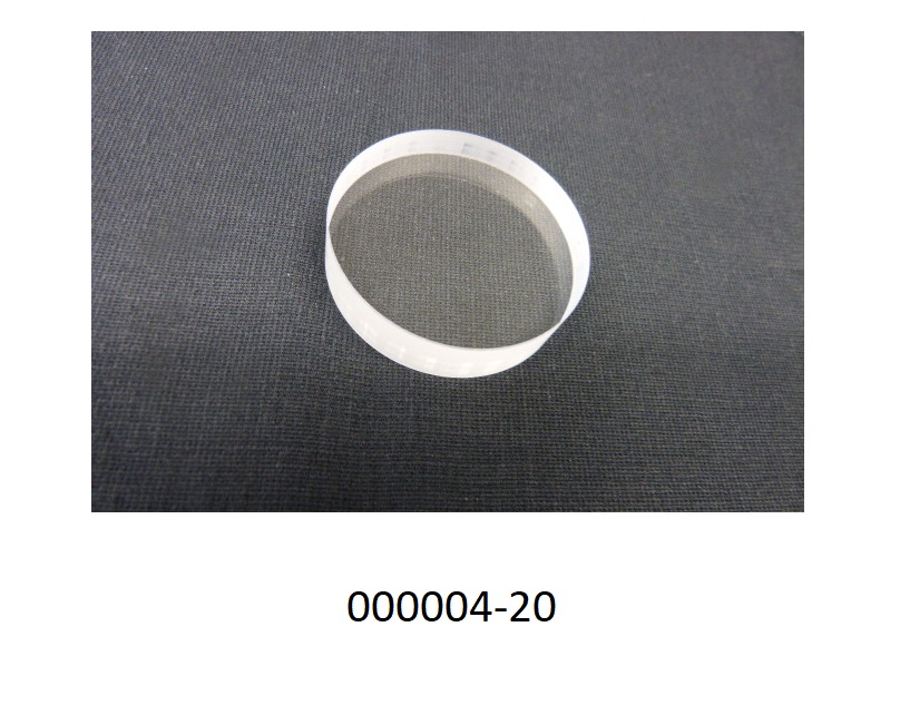 Bei der Ware handelt es sich um eine ca. 16 mm dicke, klare, farblose kreisrunde Scheibe aus geschmolzenem Quarzglas, mit einem Durchmesser von ca. 63 mm.
Das Erzeugnis findet Verwendung als Schauglas an einem Diffusionsofen, der bei der Herstellung von Halbleitermaterialien zum Einsatz kommt.
(Abbildung laut Anlage)