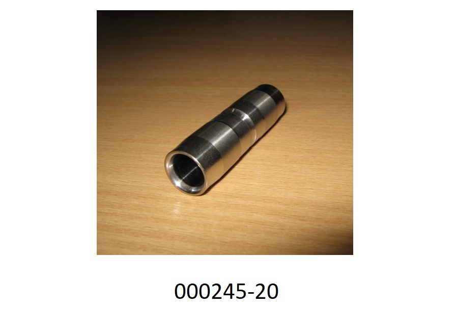 Gleitlagerbuchse,
- bestehend aus einem ca. 17 x 60 mm (DxL) messenden, holzylindrischen Erzeugnis aus unedlem Metall (laut Antragsteller: Stahl) mit einem Innendurchmesser von ca. 12 mm,
- dient zum Einbau in einen Turbolader und wird dort zur Lagerung einer Verstellwelle (nicht Gegenstand dieser VZTA) genutzt. 
(Abbildung siehe Anlage)