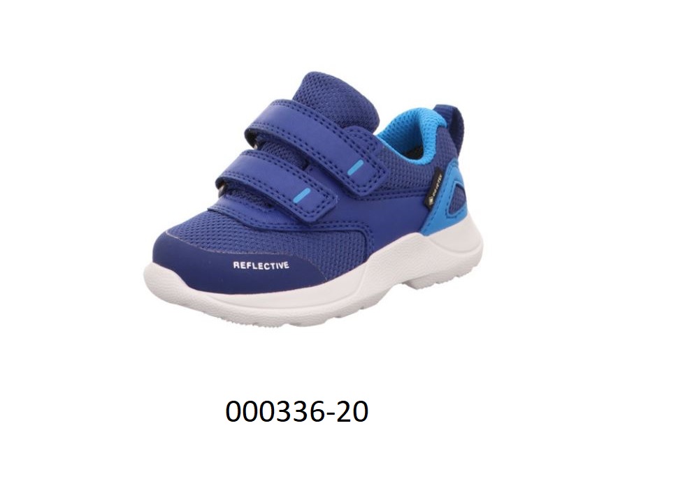 Schuh 
- den Knöchel nicht bedeckend,
- mit einem geschlossenen Blatt und Klettverschlüssen versehen,
- mit einem Obermaterial aus auf das Futter aufgenähten, textilen Flächenerzeugnissen aus Polyester, diese bilden auch den Charakter des Obermaterials (es stand nur ein Schuh zur Verfügung, daher wurde bei der Qualifizierung des Obermaterials keine Doppelbestimmung durchgeführt),
- mit einer leicht profilierten Laufsohle aus Kunststoff, nicht gespritzt, 
- Länge der Innensohle weniger als 24 cm,
- nicht als Mädchen- oder Knabenschuh erkennbar,
- trainingschuhähnlich aufgrund der Verarbeitung wie einer rutschfesten Sohle, und einer Verschlussvorrichtung (Klettung), welche die Stabilität des Fußes im Schuh gewährleistet (kein Sportschuh).
(Abbildung siehe Anlage)