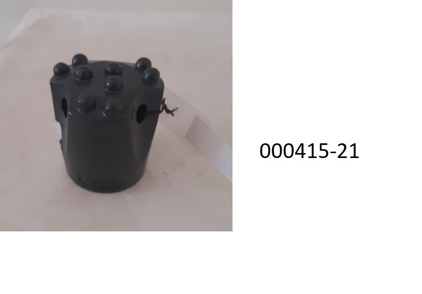 Es handelt sich um einen Bohrkopf aus grau lackiertem, legiertem Stahlguss, mit einem arbeitenden Teil aus Stahlguss.
Mit einem Gehalt von mehr als 97 GHT an Eisen (Fe), sowie Anteilen an Mangan (Mn), Cobalt (Co), Molybdän (Mo) und Chrom (Cr).
(Abbildung laut Anlage)