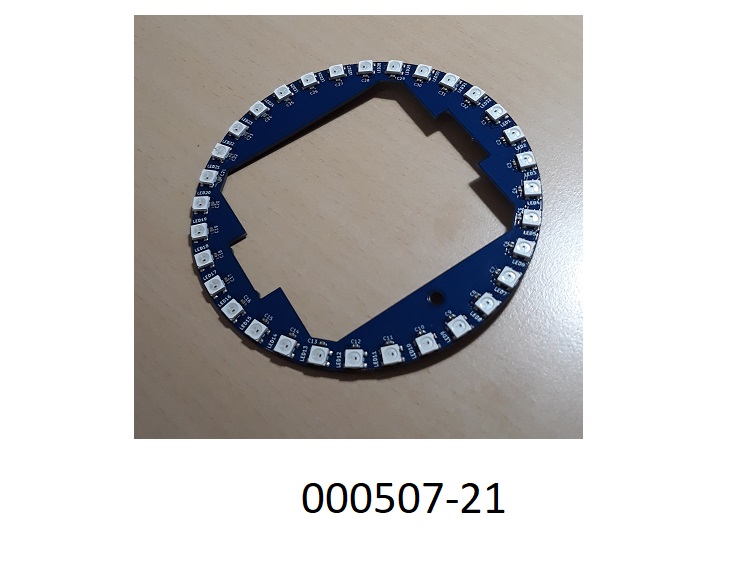 Elektronische Baugruppe, sog. LED-Ring für Ladestationen (Abmessungen: Ø ca. 11,2 cm), aus einer scheibenförmigen, spezifisch geformten, gedruckten Schaltung, mit 32 LEDs, 32 Kondensatoren für die Spannungsstabilisierung, Montagebohrung sowie einen 3pin-Anschlussstecker.
Elektrisches Gerät mit eigener Funktion, in Kapitel 85 anderweit weder genannt noch inbegriffen.
(Angaben laut Antragsteller)
(Abbildung siehe Anlage)