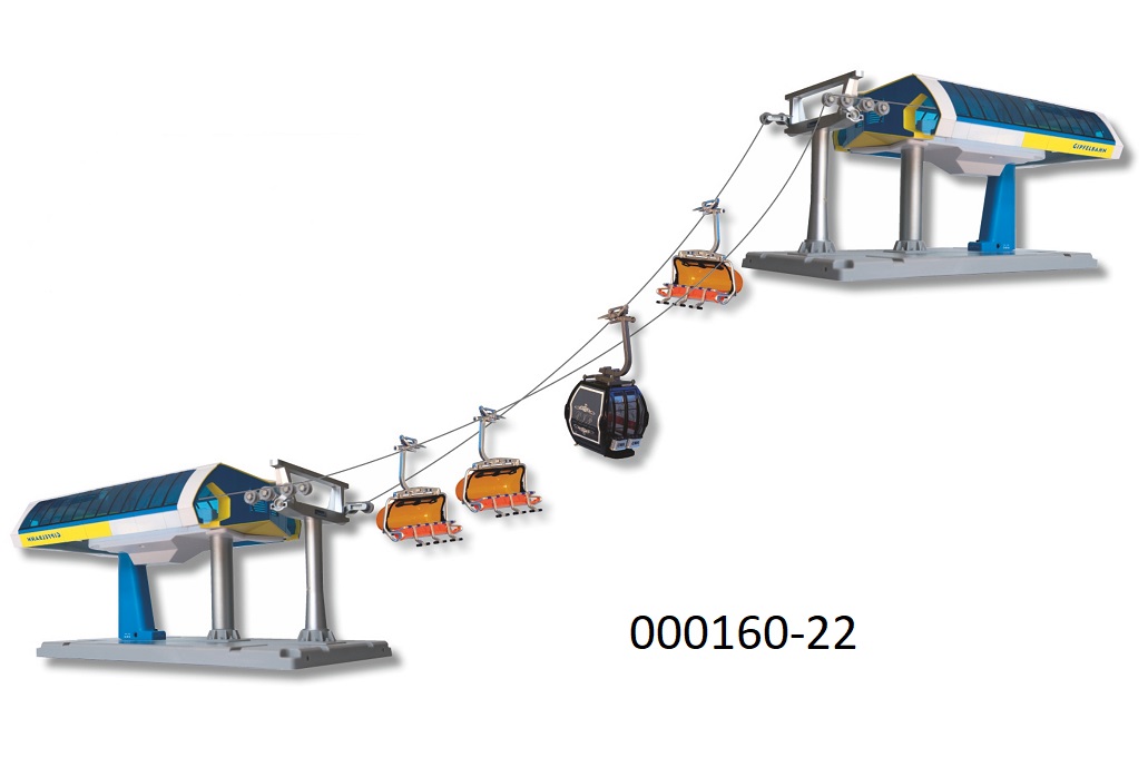 Anderes Spielzeug, in Form eines noch zusammenzubauenden, maßstabgetreu verkleinerten Modelles einer elektrischen Umlaufseilbahn im Maßstab 1:32
- bestehend aus 
-- einer Antriebsstation,
-- einer Gegenstation, 
-- 3 x 6er-Sessel, 
-- einer VIP Kabine,
-- einer Zwischenstütze, 
-- einem 8m Seil, 
-- einer Seilverbindungsmuffe
-- Befestigungsmaterial,
- wird mit Batterien oder Adapter (nicht Teil dieser Warenzusammenstellung) angetrieben,
- verpackt in einem bunt bedruckten Karton mit Anleitung für den Einzelverkauf,
- dient der spielerischen Unterhaltung von Personen.
(Abbildung siehe Anlage)