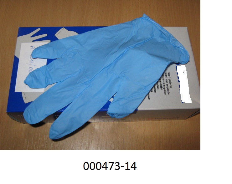 Fingerhandschuhe in Form von Einmal-Schutzhandschuhen
- bestehend aus Weichkautschuk, 
- zu 100 Stück in einer bunt bedruckten Faltschachtel verpackt,
- nicht steril verpackt,
- die Anforderungen der Norm EN 455-1 (Prüfung auf Dichtigkeit) und EN 455-2 (Prüfung der Reißkraft) erfüllend.
 (Abbildung siehe Anlage)