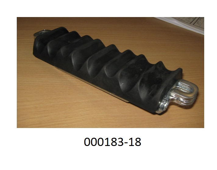 Bauteil (Abmessungen: ca. 250 x 70 x 37 (47 mit Gewinde) mm), welches aus verzinktem Stahl und Weichkautschuk besteht. Das Stahlteil weist auf der Unterseite ein Gewinde M 10 und an den Enden zwei Befestigungs?ffnungen auf. Der Gummi ist auf der Oberseite "gewellt" ausgef?hrt und am Stahlteil befestigt. Der B?gel dient zum Halten von Hydraulikschl?uchen.
(Abbildung siehe Anlage)