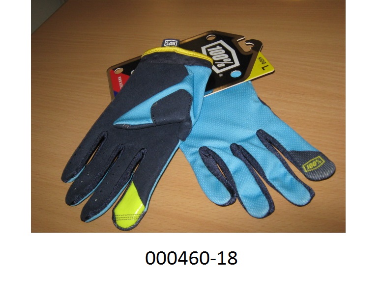 Fingerhandschuh, bestehend aus
- einer geschäumten Masse, beidseitig mit Gewirke auf Polyamidbasis überzogen, in der Pulsregion,
- einem bedruckten Gewirke auf Polyesterbasis am Hand- Fingerrücken und Daumen,
- einem elastischen Gewirke auf Polyamidbasis in den Fingerzwischenräumen,
- einem lederähnlichen Erzeugnis aus einem chemisch verfestigten Vlies (Lederimitat auf Polyurethanbasis) an der Handinnenfläche.
Auf der Innenseite des Zeigefingers mit einer aufgebrachten Schicht aus Silikon versehen.
Verpackt in einem Kunststofffoliensäckchen. Flächenmäßig überwiegt das Gewirke.
Tarifarisch handelt es sich um einen teilweise mit Kunststoff  (Silikon) berzogenen Fingerhandschuh aus einem Gewirke. 
(Abbildung siehe Anlage)