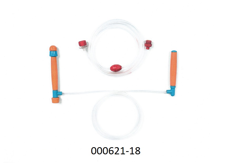 Mechanischer Apparat zum Verteilen von Flüssigkeiten, in Form einer Springschnur, bestehend aus
- einer Schnur (Schlauch, Länge 283cm) mit Wasseraustrittslöchern und Griffen aus Kunststoff,
- einem Verbindungsschlauchstück, um die Schnur am Griff an einen handelsüblichen Wasseranschluss anzuschließen.
Der Apparat dient gleichzeitig der Unterhaltung von Kindern. 
(Abbildung siehe Anlage, Produktinfo laut Antragsteller)