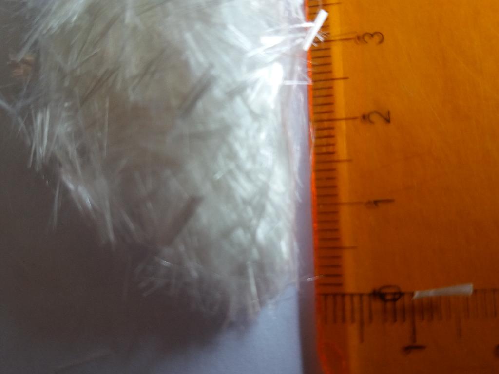 Het betreft synthetische stapelvezels van polyvinylalcohol, niet gekamd, niet gekaard, noch op andere wijze bewerkt met het oog op het spinnen, met een lengte van maximaal 6 mm.