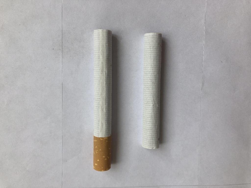 Cigarettes à base de tabac et de succédanés de tabac, constituées d’un mélange de tabac (30%) et de chanvre (70 %) et ayant un taux de delta-9-tetrahydrocannabinol inférieur à 0,2 %.
Le produit est destiné à être fumé en l’état.