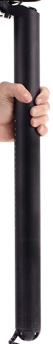 Accumulateurs au lithium-ion de forme cylindrique de diamètre d’environ 6 cm et de longueur d’environ 63 cm :
- d'une capacité nominale de 10,5 Ah ou 14 Ah,
- d'une tension nominale de 36 V ou 48 V,
- d'une puissance 378 Wh ou 504 Wh.