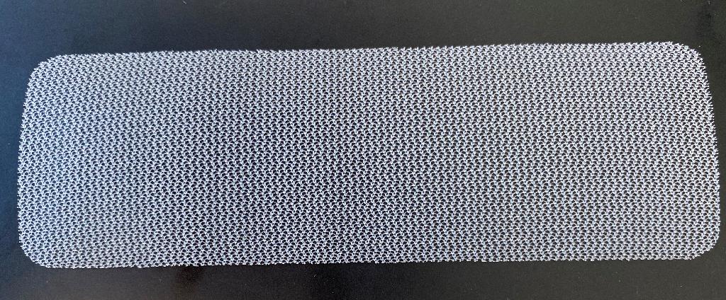 Het betreft een éénlagige, biologisch resorbeerbare chirurgische mesh (matrix) van poly-4-hydroxybutyraat voor versterking/ondersteuning van weefsel na een borstoperatie (bijvoorbeeld bij reductie-mammoplastiek of revisiechirurgie van de borst of bij cosmetische operaties) gedurende de periode van wondgenezing.  Het bestaande zachte weefsel is immers onvoldoende in staat om ondersteuning te bieden na het chirurgisch herstel.

Vanwege de poreuze constructie kan lichaamseigen bindweefsel ingroeien in de mesh die na verloop van tijd de herstelbelasting overneemt.  Uiteindelijk wordt de mesh volledig afgebroken binnen een periode van 18-24 maanden via hydrolyse en hydrolytische enzymen.