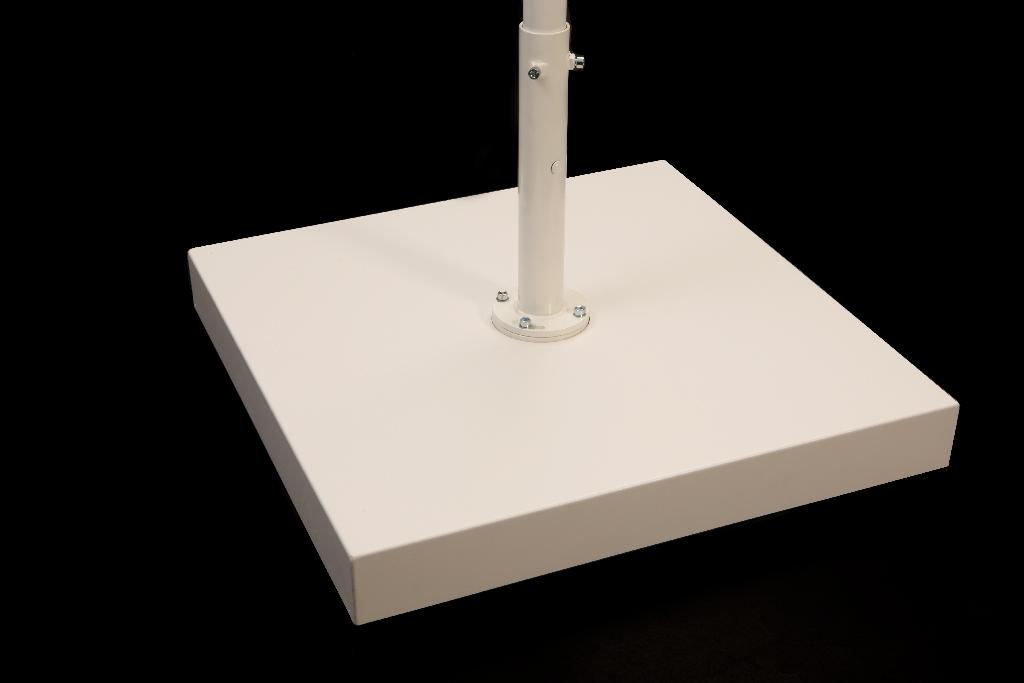 Parasolvoeten, bestaande uit diverse materialen (metaal, kunststof, steen/beton etc.) en in verschillende vormen (vierkant/rechthoekig, rond, frame of vol e.d.).
De functie is het verankeren of rechthouden van een parasol (geen onderwerp van deze BTI) door het gewicht of een bevestiging aan de ondergrond.