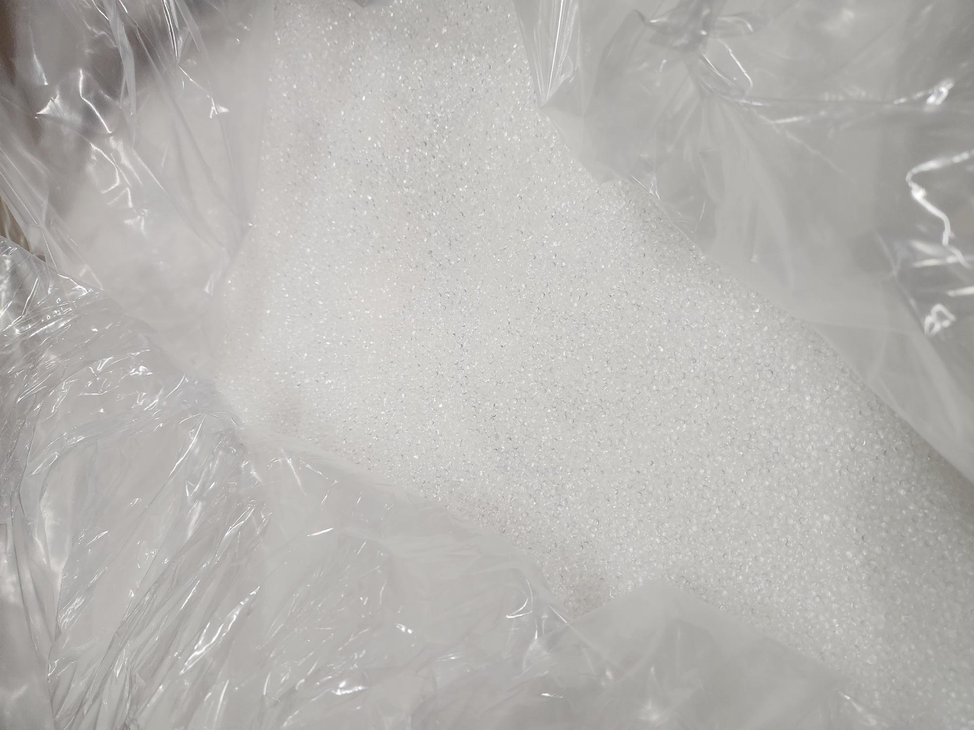 Een ethyleen-vinylacetaat copolymeer voor gebruik in industriële toepassingen. 

Het product is in de vorm van heldere tot witte, cilindrische pellets met een diameter van ongeveer 1,66 mm.