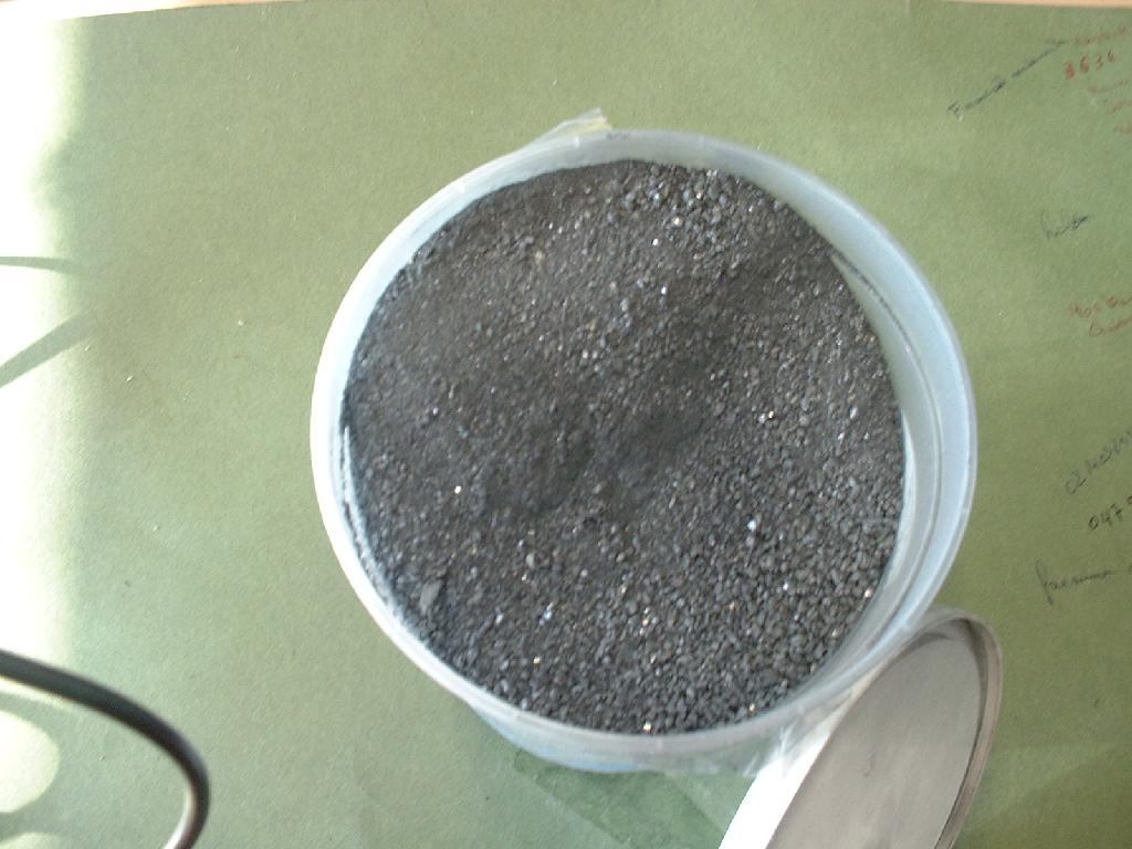 Ferrocalciumsilicide die, volgens de opgave van de rechthebbende, bestaat o.a. uit :
58,52 %   silicium
28,28 %   calcium
7,87 %    ijzer
1,436 %   aluminium
0,89 %    koolstof
0,048 %   fosfor
0,047 %   zwavel  
Het product heeft een korrelige structuur en wordt aangeboden in zakken van 1 000 kg.