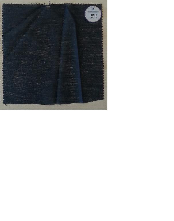 Étoffe de bonneterie-chaîne en fibres artificielles, de couleur noire, comportant sur une face des points de colle, d’un poids au m2 de 60 g et d'une largeur de 150 à 152 cm.