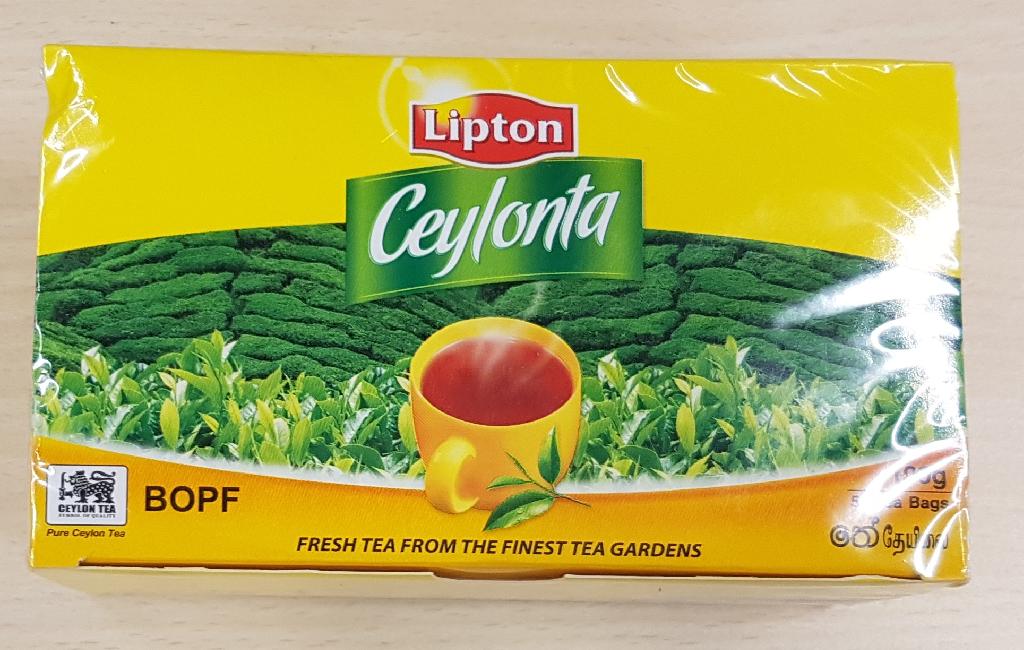 Thé noir conditionné pour la vente au détail en emballage carton contenant 50 sachets individuels de 2 grammes.