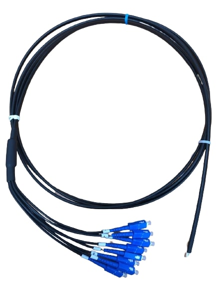 Оптичен кабел (тип FTTx – Fiber To The Home/Building), съставен от осем индивидуално оцветени влакна (стъклено влакно G652D, защитено с цветна термопластика в съответствие със стандарт TIA/EIA), два подсилващи FRP елемента с диаметър 2х1.80 mm, защитен и изолиран с PVC  обвивка с общ диаметър 7.7mm H x 4.1mm W. 
 Влакното е снабдено с конектор SC/UPC. Кабелът се предлага в няколко дължини - от 500 m, 1000 m,…, до 2000 m.

Служи за за предаване на данни за фиксирани и мобилни връзки, между абонатната FTTH разпределителна кутия до абонатната връзка.