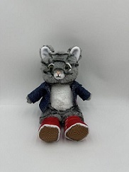 Плюшена, мека, напълнена играчка, представляваща животно (котенце), с ботуши и дрешка с лого „AREON“, с рекламна цел, с размери: 24 см/26 см/20 см.