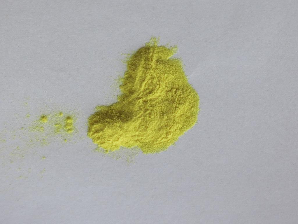Dle deklarovaných údajů se jedná o extrakt z šištic chmele otáčivého (Humulus lupulus L.) ve formě sypkého prášku zelenožluté barvy.
Účel použití: jako surovina pro výrobu doplňků stravy v kapslích.
Složení: min 30 % alfa a iso-alfa kyselin, kukuřičný maltodextrin (40,4 %), glukóza (45 %), kukuřičný škrob, protispékavá látka - oxid křemičitý.
Balení: polyetylenové pytle v kartonovém sudu o hmotnosti 25 kg.