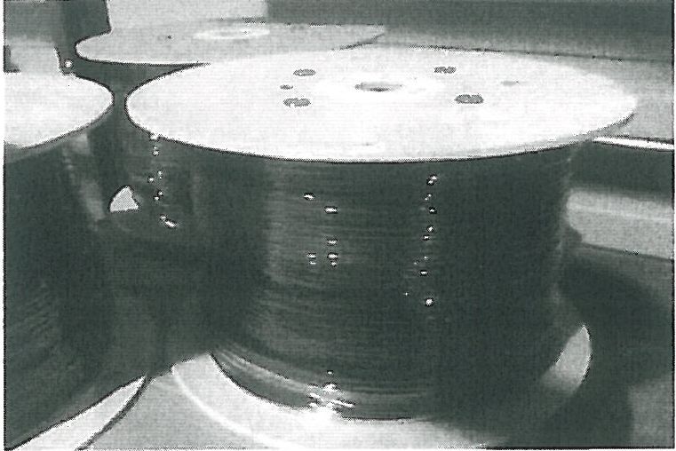 Dle deklarovaných údajů se jedná o elektricky vodivý datový kabel, vícežilový, izolovaný, který není vybaven přípojkami. Kabel je složený z jednotlivých vodičů vyrobených z Cu-Ag o průměru 0,25 mm, určený pro jmenovité napětí 300 V.
Kabel je dodáván navinutý na cívce.