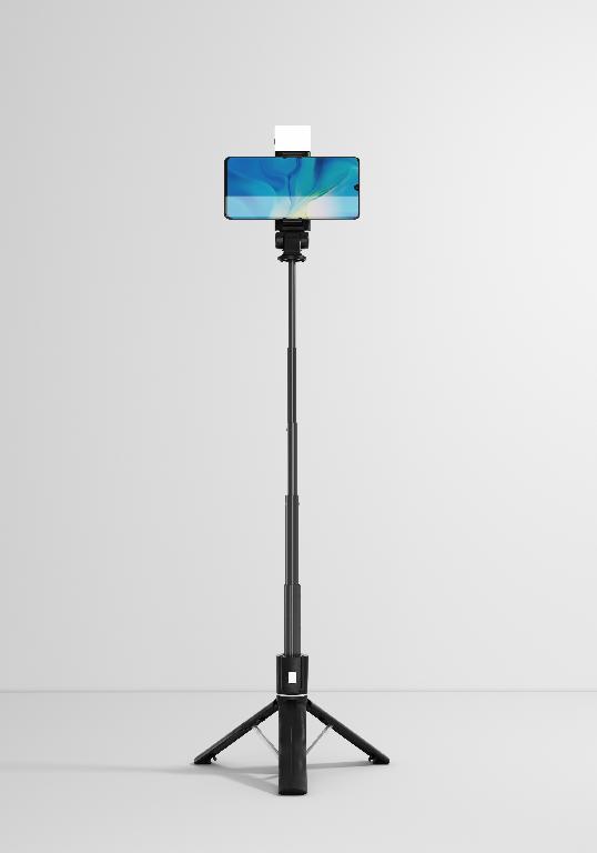 Dle poskytnutých údajů se jedná o teleskopickou selfie tyč pro mobilní telefony, která je vybavena Bluetooth ovládáním. Výrobek lze použít v ruce jako selfie tyč (monopod) nebo jako stativ (tripod).
Technické údaje:
- Bluetooth 5.0;
- materiál: ABS (plast), hliníková slitina;
- typ baterie: CR1632;
- hmotnost (g): 161;
- rozměry (mm): 198 x 57,3 x 42,8.