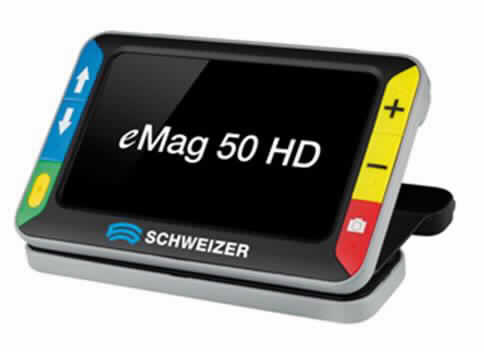Elektronische Handlupe (Video-Lupe), sog. eMAG 50 HD, Art.-Nr. 5500020, im Wesentlichen bestehend aus einem akkubetriebenen, ca. 139 x 89x 20 mm (B x H x T) großen und 298 g schweren Lesegerät, das mit einem 5" TFT LCD Display, einer 5 Megapixel Autofocus Kamera, mehreren Bedientasten auf der Vorderseite sowie einer LED Batteriestatus-Anzeige versehen ist. Die Handlupe besitz einen ausklappbaren Handgriff für den mobilen Einsatz und einen integrierten Leseständer für längeres Lesen in ergonomischer Sitzposition. Die Vergrößerung kann stufenlos von 2- bis 14-fach eingestellt werden.
Äußere Form: siehe Abbildung in der Anlage.
Das Lesegerät, das für sehbehinderte Menschen bestimmt ist, dient der Aufnahme von Texten oder Bildern (Preis-, Klingelschilder, Speisekarten etc.) durch die Kamera und der anschließend stark vergrößerten Wiedergabe auf dem Display. Vom Aufbau her (Größe und Gewicht) ist die Ware überwiegend dazu gedacht, in der Hand gehalten zu werden.

Die Ware wird als "Vorrichtung zum Tragen in der Hand, zum Beheben/Kompensieren eines Funktionsschadens, für Menschen" eingereiht.