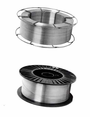 Draht aus Mangan-Silicium-Stahl

Bei der als Mangan-Silicium-Draht bezeichneten Ware handelt es sich um ein massives metallisches Erzeugnis mit einem Durchmesser von 0,8 mm, 1,0 mm oder 1,2 mm auf Rollen mit einem Gewicht von 5 kg oder 15 kg.
Nach den Angaben besteht der Draht aus Stahl (Mangan-Silicium-Stahl, G3Si1) und ist verkupfert. Der Draht wird zum Schweißen verwendet.
 
Es liegt ein Draht aus anderem legiertem Stahl (hier Mangan-Silicium-Stahl) der KN-Unterposition 7229 2000 vor.