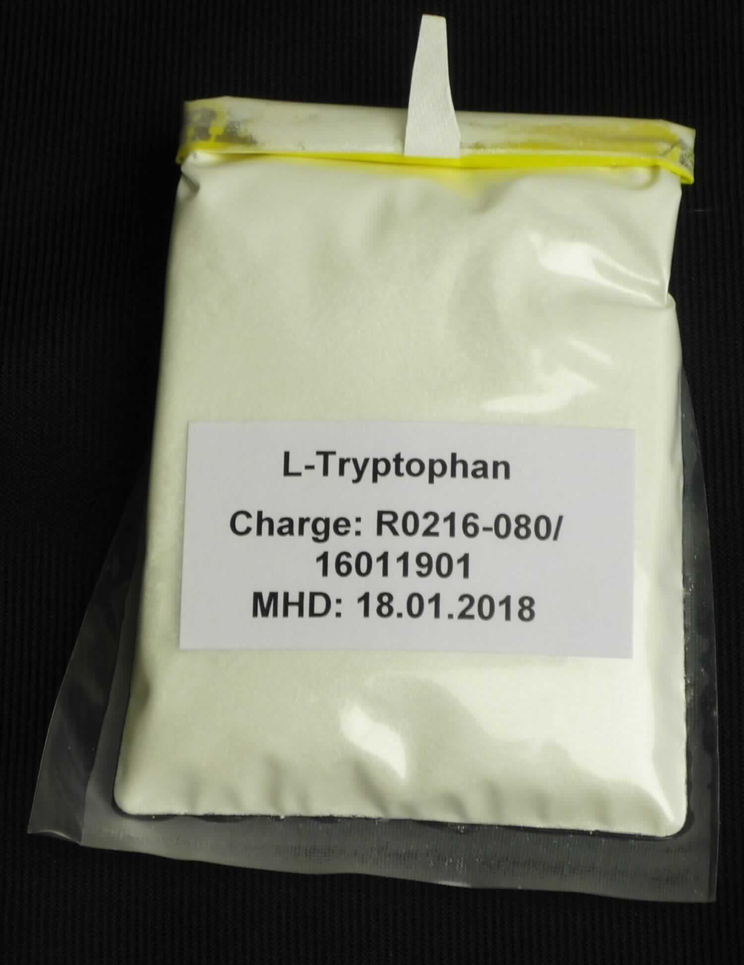 Heterocyclische Verbindung, nur mit Stickstoff als Heteroatom; L-Tryptophan

Bei der vorgelegten Ware handelt es sich sich gemäß den vorgelegten Datenblättern um die chemisch einheitliche Verbindung L-Tryptophan. Die CAS-Nummer lautet 73-22-3. Die Reinheit beträgt mindestens 95%. Das Produkt liegt in Form eines weißen Pulvers vor und wird in diätischen Lebensmittelzubereitungen eingesetzt.

Die Ware ist als andere heterocyclische Verbindung, nur mit Stickstoff als Heteroatom, in die Unterposition 2933 99 der Kombinierten Nomenklatur einzureihen.