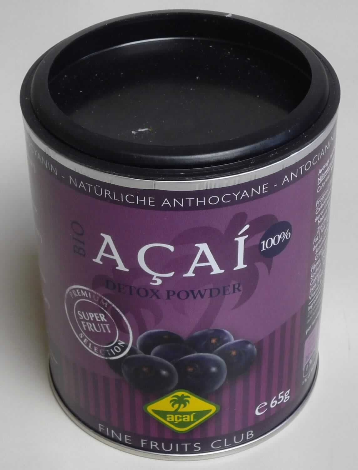 Acaipulver.

Antragsangaben (als zutreffend unterstellt): Acaipulver, gefriergetrocknet. Zusammensetzung: 99,9 % Acai, 0,1 % Zitronensäure. Herstellung: tiefgefrorene, pasteurisierte Fruchtpulpe wird gefriergetrocknet und anschließend gemahlen. Verpackung: 2 x 5 kg Vakuum-Aluminiumbeutel im Karton.

Beschaffenheit der vorgelegten Warenprobe: auberginefarbenes bis dunkelbraunes, gröberes, in Wasser nicht vollständig lösliches Pulver. Geschmack: säuerlich, adstringierend, fruchtig, nach Beeren.
Aufgrund der äußeren Beschaffenheit kann ein Siebdurchgang von mehr als 95 GHT bei einer lichten Maschenweite von 2 mm als zutreffend unterstellt werden.

Mehl, Grieß und Pulver von Erzeugnissen des Kapitels 8, nicht von Bananen, andere.