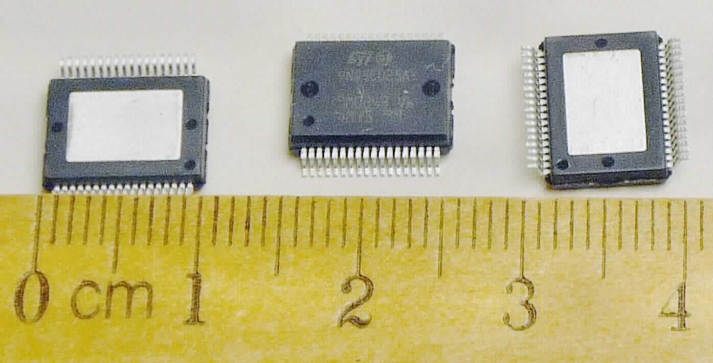 Doppel-Kanal High-Side Treiber, VND5E025AY-E (Art. A2C00295000)
- in Form einer monolithischen integrierten Schaltung,
- in einem SSO-Gehäuse mit 36 Anschlüssen.

"Elektronische integrierte Schaltung, Treiber in Form einer monolithischen integrierten Schaltung"