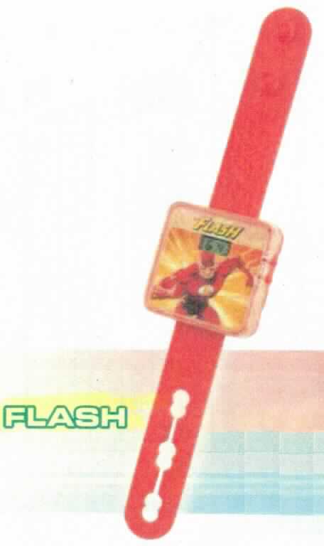 Bei dem Erzeugnis aus der Serie "McDonalds - Hello Kitty / DC Comics Watches 2015" (Motiv: Flash) handelt es sich um eine Armbanduhr mit rechteckigem Kunststoffgehäuse (44 x 42 mm) und einem Kunststoffarmband. In dem Kunststoffgehäuse sind eine große Flashdarstellung und ein kleines Anzeigenfeld untergebracht.

Die elektrisch betrieben Armbanduhr (Batterie) ist mit zwei Funktionstasten zum Stellen und Wechseln der optoelektronischen Anzeige ausgestattet. Mit Hilfe der Tasten kann die Uhrzeit und die Stoppeinrichtung bedient werden.

Die in einer durchsichtigen Kunststofftüte verpackte Ware ist als "elektrisch betriebene Armbanduhr nur mit optoelektronischer Anzeige, nicht von der Position 9101 erfasst" einzureihen.