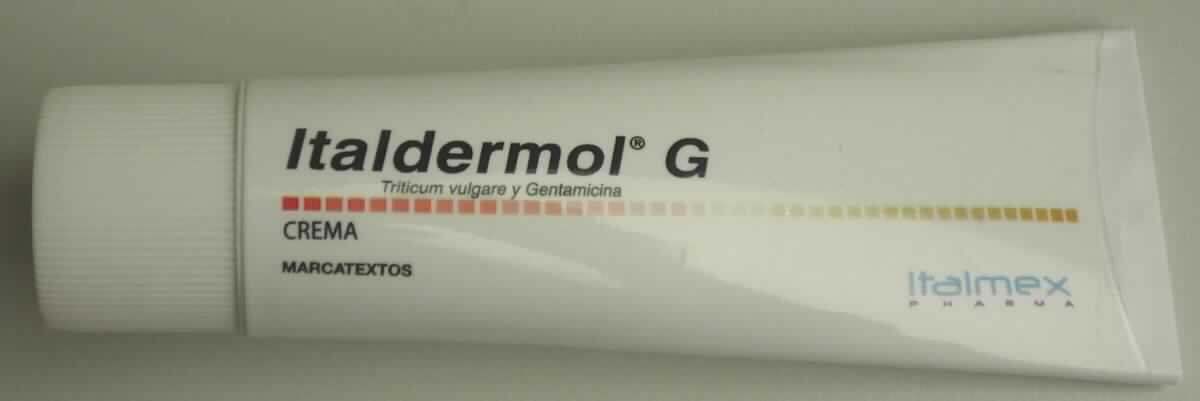 Es handelt sich um einen ca. 11,5 cm langen Textmarkerstift mit poröser Spitze in Form einer Tube. Die aus der Tube herausragende Keilspitze wird durch eine abnehmbare Verschlusskappe aus Kunststoff geschützt. 

Die Ware ist als "Markierstift mit poröser Spitze" einzureihen.
