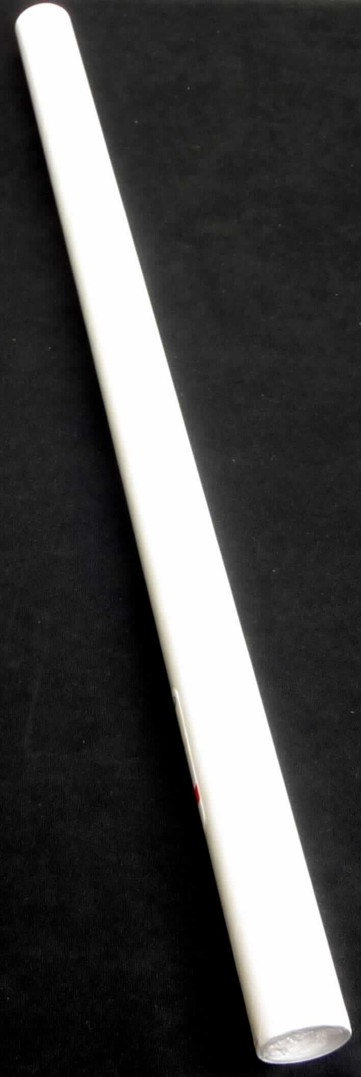Es handelt sich bei dem vorgelegten Warenmuster und nach den ergänzenden Angaben der Antragstellerin um Papier in Rollen (Rollenbreite 70 cm), das weder gestrichen, noch überzogen, noch auf der Oberfläche verziert oder bedruckt ist. Es weist ein Streifenmuster auf, das im Rahmen der maschinellen Papierherstellung durch Kalandern erzeugt wird. Das Papier besteht zu 80 GHT aus Natronzellstoff und zu 20 GHT aus chemisch-mechanischem Halbstoff aus Altpapier. Das Erzeugnis hat ein Quadratmetergewicht von weniger als 150 g, der Aschegehalt beträgt mehr als 3 GHT und der Weißgrad (Reflexionsfaktor) mehr als 60%. Es soll als Geschenkpapier verwendet werden und ist in Kunststofffolie eingeschweißt.

Abbildung siehe Anlage.

Derartige Waren gehören als "Papiere und Pappen, weder gestrichen noch überzogen, von der Art, wie sie als Schreibpapiere, Druckpapiere oder als Papiere und Pappen zu anderen grafischen Zwecken verwendet werden, in Rollen, jeder Größe, keine Papiere der Position 4801 oder 4803, andere Papiere als die der Unterpositionen
4802 10 bis 4802 54, mit einem Gehalt an Fasern, in einem chemisch-mechanischen Aufbereitungsverfahren gewonnen, vom mehr als 10 GHT, bezogen auf die Gesamtfasermenge, andere als die der Unterposition 4802 61 15" zum TARIC-Code 4802 61 80 00.