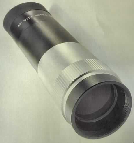 Handfernrohr (Monokular 8 x 30), im Wesentlichen bestehend aus einem 168 g schweren und 13,1 x 4,1 cm (L x D) großen Fernrohr mit einem Objektivdurchmesser von 30 mm, einem Sehwinkel von 8,5 ° und einer achtfachen Vergrößerung (Abbildung siehe Anlage).

Die Ware wird als "Fernrohr, kein Fernglas" eingereiht.