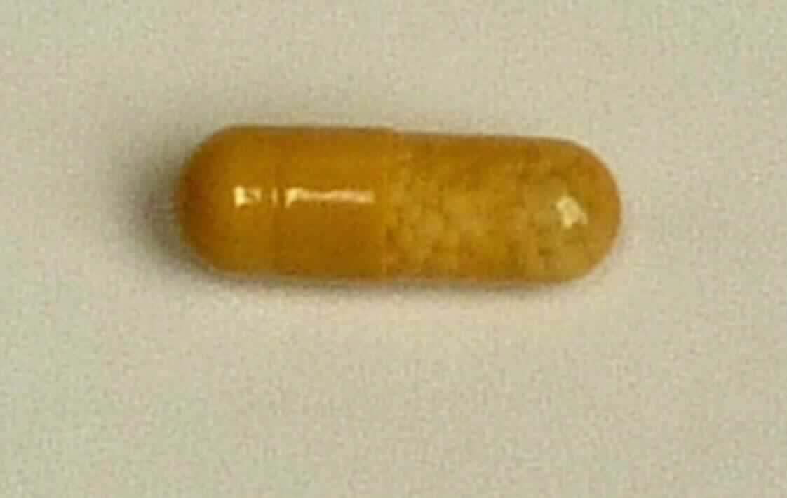 Dosierte Arzneiware; Vitamin C-Kapseln

Bei der vorgelegten Ware handelt es sich gemäß den Angaben des Antragstellers um mit cremeweißen Perlen gefüllte Gelatine-Steckkapseln, die jeweils 330 mg Vitamin C und 35 mg Zinkgluconat enthalten. Die Kapseln sind nicht für den Einzelverkauf aufgemacht, sondern liegen als Bulkware vor. Auf Grund der hohen Dosierung von Vitamin C (330 mg je Kapsel entsprechen dem 4,1-fachen der empfohlenen Tagesdosis (RDA)) wird das Erzeugnis als eine zur Behandlung von Vitaminmangelerscheinungen geeignete Arzneiware angesehen.

Die Kapseln sind als dosierte Arzneiware zu therapeutischen oder prophylaktischen Zwecken in die Position 3004 der Kombinierten Nomenklatur einzureihen.