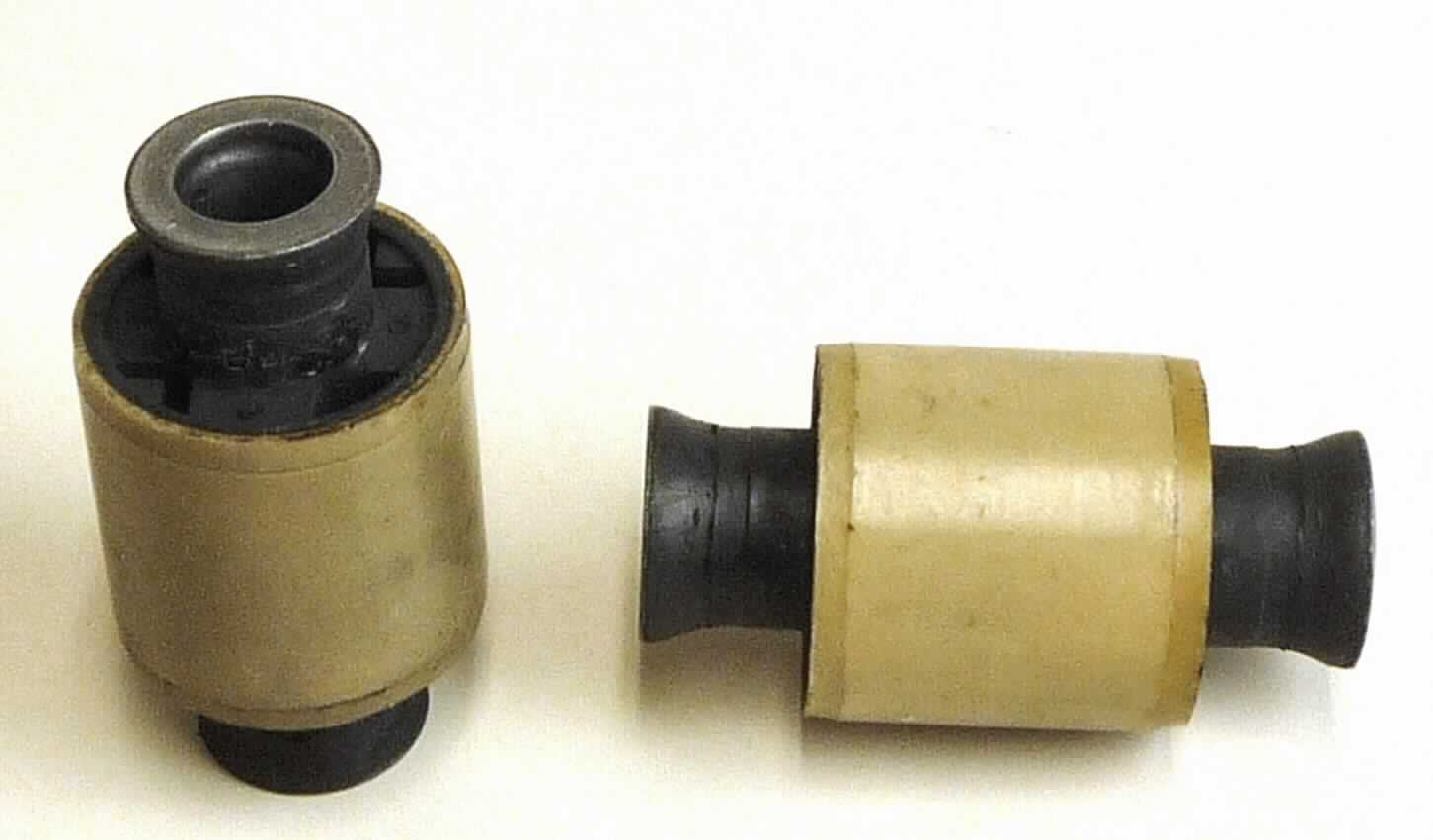 Angaben des Antragstellers: 
Buchse eingebaut in Stoßdämpfer
Das Bauteil dient der Reduzierung von Vibrationen. 
Laut dem beigefügten Datenblatt besteht die Buchse aus Naturkautschuk und Metall.
 
Feststellungen an einem Warenmuster:
Metallhülse (Länge ca. 7,7 cm) mit einer Gummiummantelung und einer Kunststoffaußenhülle.

Befund:
Es handelt sich um eine Gummi-Metallware der Unterposition (KN) 4016 9991. Der Kautschukanteil ist charakterverleihend für die Buchse.