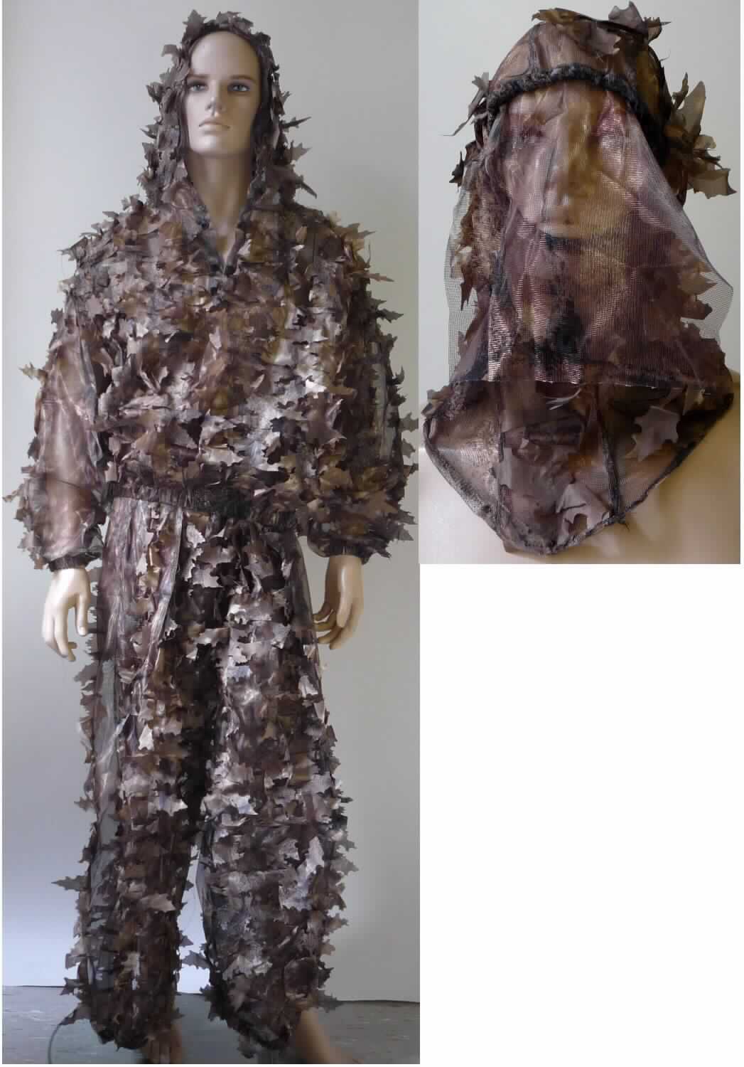 Dreiteilige Zusammenstellung, bestehend aus einem Blouson, einer langen Hose und einer Kopfbedeckung, 
sog. Tarnanzug Leaves, Größe M/L, Foto siehe Anlage,
- zusammen in einem Polybeutel verpackt,
- aus ca. 0,3 mm dicken, bedruckten Gewirken aus laut Antrag 100 % Polyester (synthetische Chemiefasern), 
  auf die nicht flächendeckend Eichenlaub nachbildende Bänder aus bedruckten Geweben aus Spinnstoffen 
  aufgenäht sind,  
- getrennte Einreihung aller Bestandteile, weil zu verschiedenen Positionen gehörende Kleidungsstücke nicht 
  in eine Position eingereiht werden dürfen,
- Blouson und lange Hose
-- bilden keine Kombination, da sie nicht aus ein und demselben Flächenerzeugnis hergestellt sind; die 
   Gewebebänder, weisen außer einer Zierwirkung noch eine weitere Funktion (Tarneffekt) auf und gelten 
   deshalb nicht als zulässige Verzierungen,
-- können aufgrund der Ausstattung und der Verwendung auch nicht als Trainingsanzug angesehen werden,  
- Blouson:
-- über die Taille reichend (Rückenlänge: ca. 63 cm),
-- mit einer angenähten Kapuze mit Kordelzug, 
-- vorn mit einer nicht durchgehenden Öffnung mit Druckknopfverschluss von links über rechts (Männerkleidung),
-- mit langen Ärmeln, die über den unteren Rand des Kleidungsstücks hinausreichen; an den Ärmelenden mit
   verengenden Abschlüssen,
-- am unteren Rand mit einem elastischen, verengenden Abschluss,
-- erfüllt die Merkmale zur Einreihung als Blouson, somit keine Jacke,
-- aufgrund des verwendeten Flächenerzeugnisses keine Ware des Kapitels 62.

"Blouson aus Gewirken, für Männer, aus Chemiefasern"