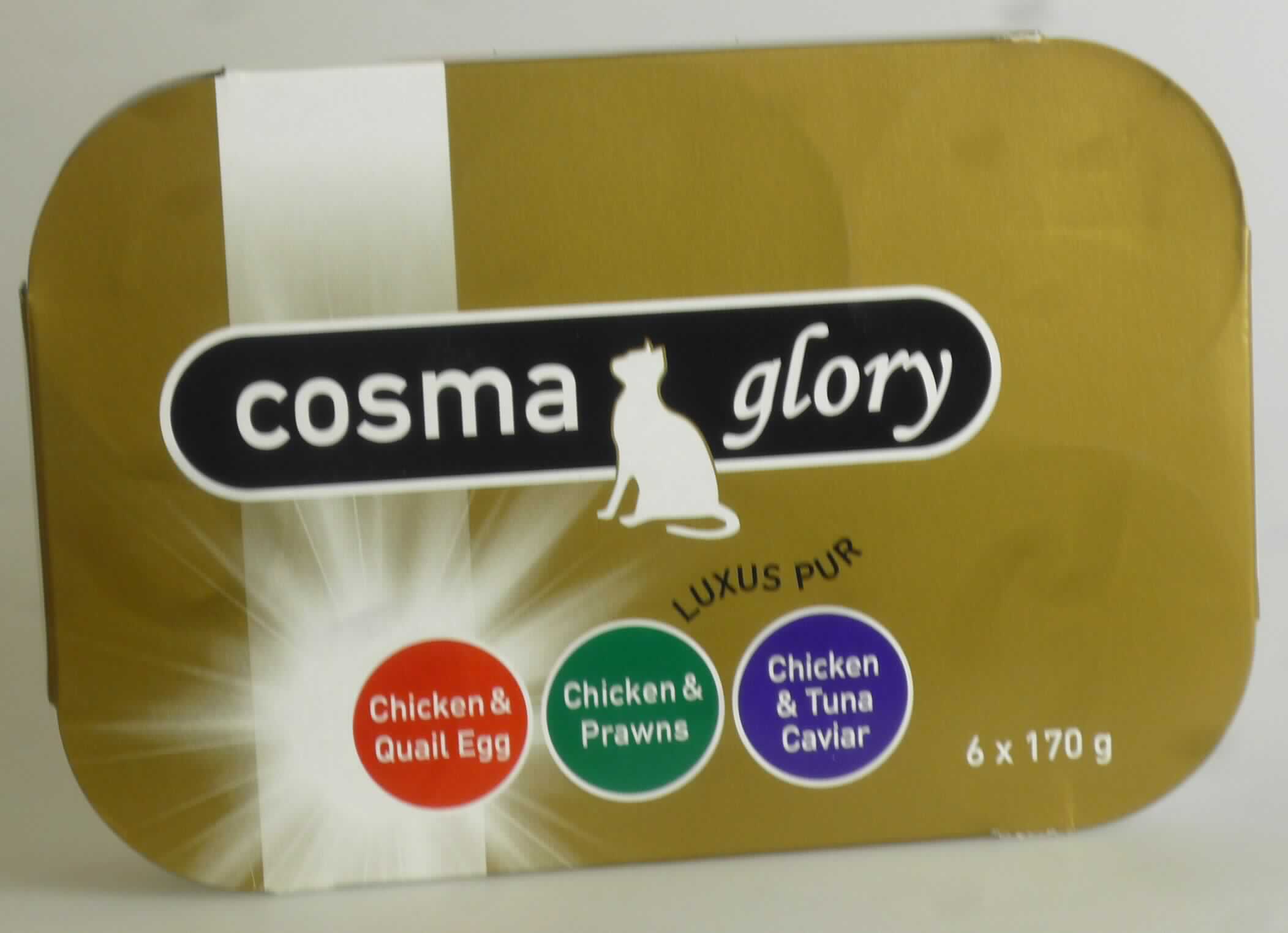 Katzenfutter Sorte "Hühnchen mit Wachtelei"

Antragsangaben: Cosma Glory gemischtes Probierpaket. Gemischtes Paket aus 6 Dosen à 170 g in verschiedenen Sorten: 2 x Hühnchen mit Wachtelei, 2 x Hühnchen mit Thunfischkaviar und 2 x Hühnchen mit Königsgarnele. Warenzusammenstellung für den Einzelverkauf in einer Verkaufsverpackung. 
Hier Sorte "Hühnchen mit Wachtelei". Ergänzungsfuttermittel für Katzen. Zusammensetzung: 34,6 % Hühnchenfleisch, 10,2 % Wachtelei, 1,0 % Reis, Kochwasser sowie andere Stoffe und Zusatzstoffe.

Die weiteren Sorten der Warenzusammenstellung sind nicht Bestandteil dieser verbindlichen Zolltarifauskunft.

Beschaffenheit des Warenmusters: Mischung von gegarten hellen, beigefarbene Fleischstückchen, vereinzelten Reisbruchstücken und zwei kleinen Eihälften in trüben Gelee. Aufmachung: 3 x 2 170-g-Originaldosen (3 verschiedene Sorten) mit umlaufenden Etikettt in einer bedruckten Umverpackung aus Pappe in Aufmachung für den Einzelverkauf als Katzenfutter.

Gehalt an Milcherzeugnissen (gemäß Angabe): nicht enthalten. 
Gehalt an Stärke und ihren Abbauprodukten (gemäß Angabe): nicht enthalten oder weniger als 5 GHT.

Zubereitung von der zur Fütterung verwendeten Art, Hunde- und Katzenfutter, in Aufmachungen für den Einzelverkauf, keine Stärke, Glucose, Glucosesirup, Maltodextrin oder Maltodextrinsirup der Unterpositionen 1702 30 50, 1702 30 90, 1702 40 90, 1702 90 50 und 2106 90 55 oder Milcherzeugnisse enthaltend.