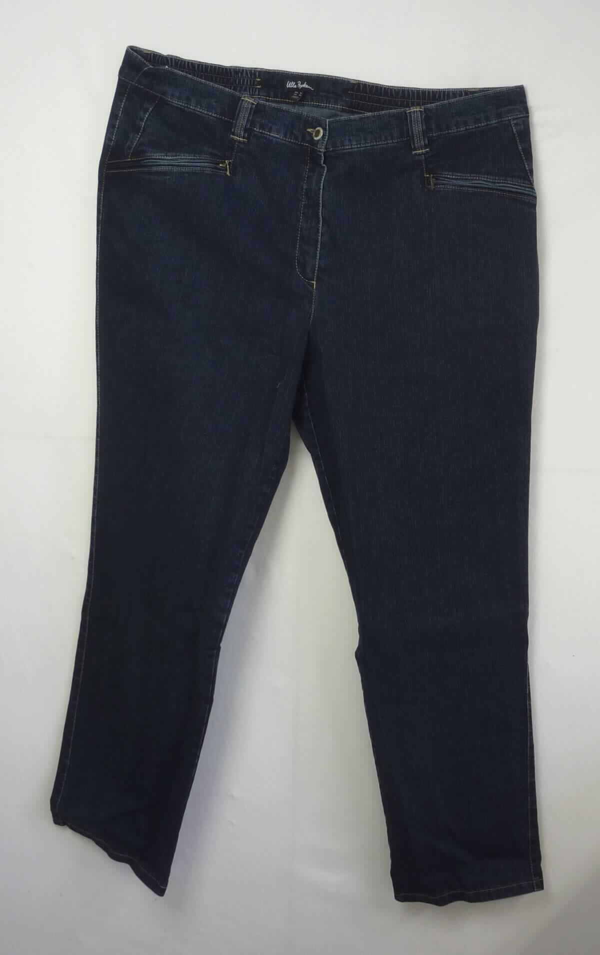 Lange Hose, sog. Damen Jeans, Größe 50, Foto siehe Anlage,
- aus ca. 0,9 mm dicken, buntgewebten, köperbindigen Denimgeweben aus laut Antrag 74 % Baumwolle, 24 %
  Polyester und 2 % Elasthan (beides synthetische Chemiefasern),
- in der Taille abschließend; mit einem angesetzten, ca. 4 cm breiten Taillenbund mit Gürtelschlaufen,
- vorn mit einer Öffnung mit Reißverschluss und einer im Bund von rechts über links mit Knopfverschluss zu
  schließenden Patte (Frauenkleidung),
- vorn mit zwei eingesetzten Taschen mit Reißverschluss,
- mit langen Hosenbeinen,
- an den Beinabschlüssen durch Umschlagen und Festnähen gesäumt,
- keine Arbeits- und Berufskleidung.

"Lange Hose, aus Geweben, für Frauen, aus Baumwolle, keine Arbeits- und Berufskleidung, aus Denim, nicht nach
 dem Batik-Verfahren handbedruckt"