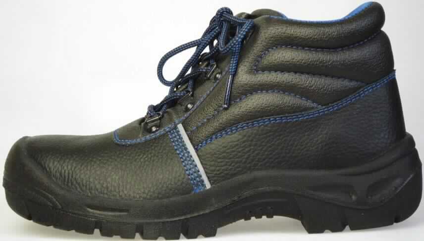Sicherheitsstiefel (lt. Antrag: "Sicherheitsstiefel 162266 / 162265", Foto siehe Anlage)
- mit Laufsohlen aus (lt. Antrag) Kunststoff,
- mit Oberteil (geschlossenes Blatt) aus Leder (den größten Teil der Außenfläche bildend) und
  Kunststoff (Spinnstoff mit einer mit bloßem Auge wahrnehmbaren Außenschicht aus Kunststoff),
- mit Schnürsenkelverschluss,
- mit einem Metallschutz in der Vorderkappe

"Schuhe mit Laufsohlen aus Kunststoff und Oberteil aus Leder, andere als in den 
 UPos. 6403 1200 bis 6403 2000 genannt, mit einem Metallschutz in der Vorderkappe"