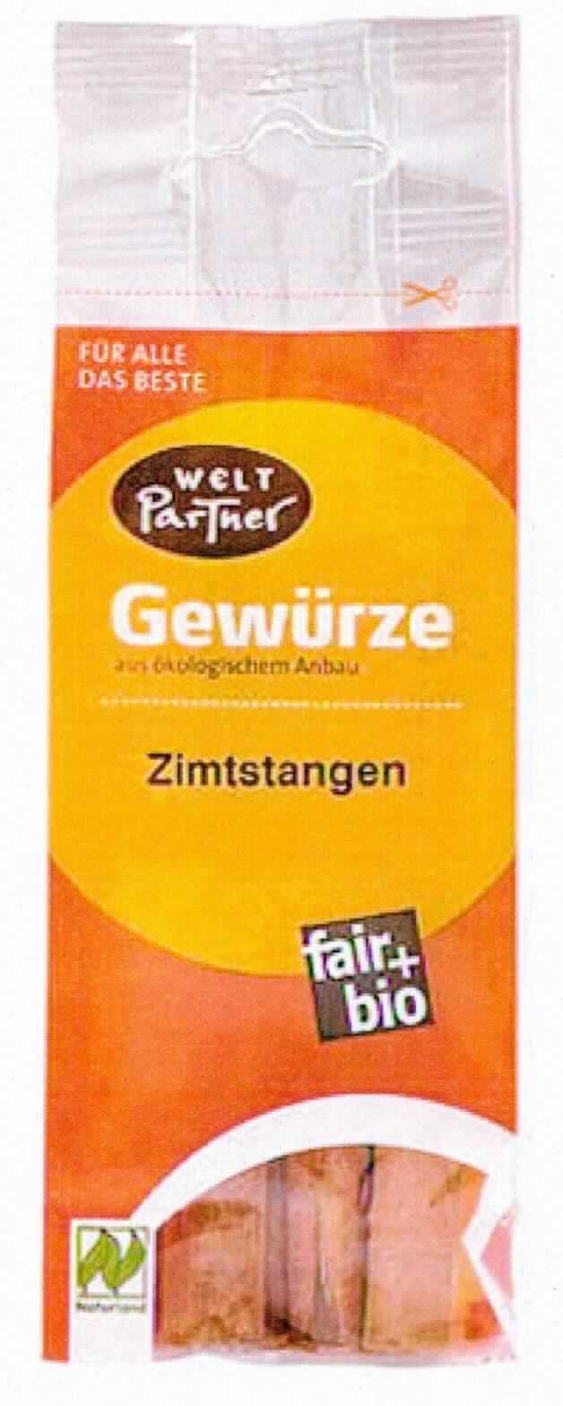 Nach den Angaben der Antragstellerin handelt es sich um getrocknete, 10 cm lange Zimtstangenabschnitte aus ineinander gerollten Rindenstreifen von Bäumen der Art "Cinnamomum zeylanicum Blume".

Die aus Sri Lanka stammenden Zimtstangen sind zu 30 g in einem bedruckten sog. Schlauchbeutel aus Kunststofffolie für den Einzelverkauf aufgemacht.

Zolltarifrechtlich handelt es sich um Zimt ("Cinnamomum zeylanicum Blume"), weder gemahlen noch sonst zerkleinert.
